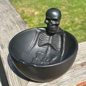NEW Home Essentials Black 3D Skeleton Double Walled Ceramic Bowl
